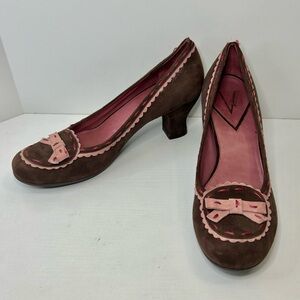 Vince Camuto Chocolate Brown Suede Pink Bow Heels Size 8.5